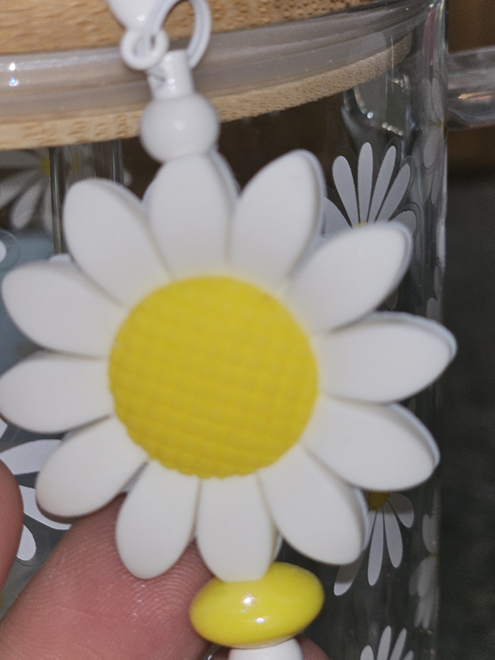 Clear Tumbler with Printed Daisy Pattern, Straw And Hand Charms And Tumbler Boot - Picture 4 of 10
